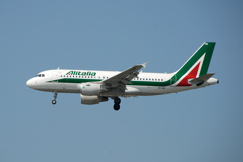 Photo of Alitalia EI-IMR, Airbus A319