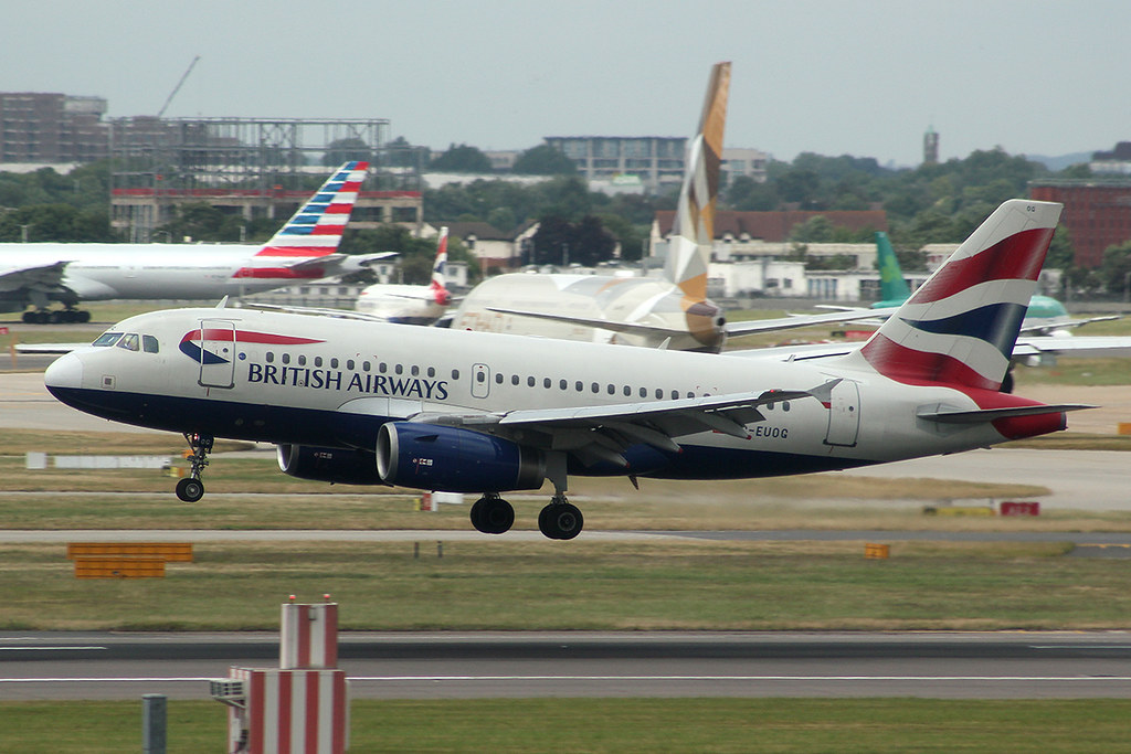 Photo of British Airways G-EUOG, Airbus A319