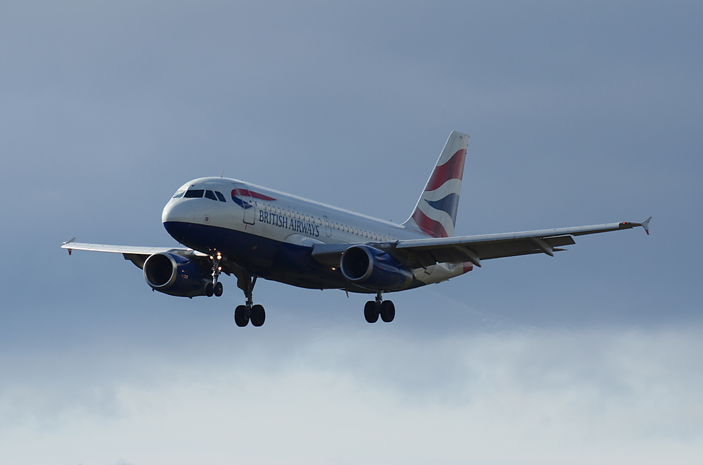 Photo of British Airways G-EUPW, Airbus A319