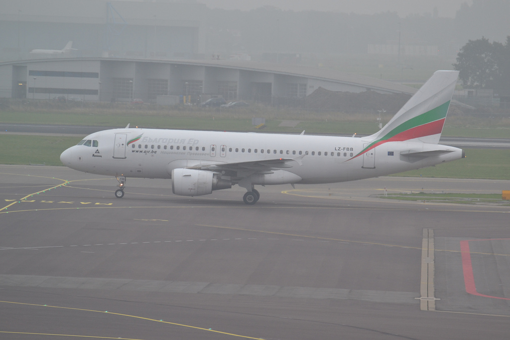 Photo of Bulgaria Air LZ-FBB, Airbus A319