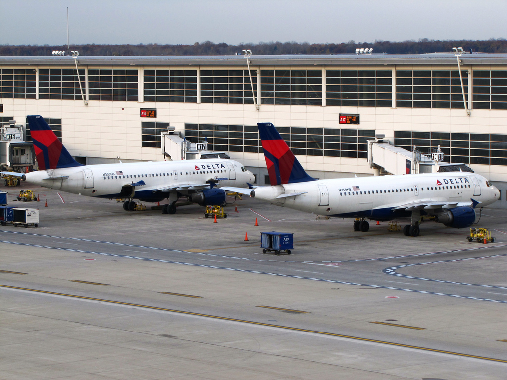 Photo of Delta Airlines N358NB, Airbus A319