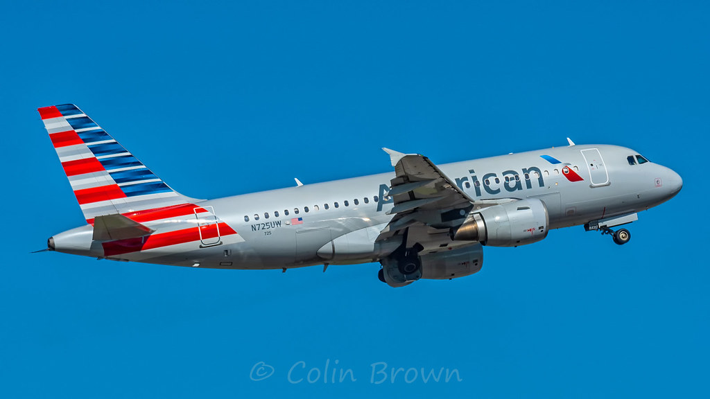 Photo of American Airlines N725UW, Airbus A319