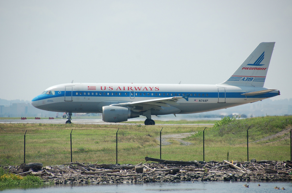 Photo of American Airlines N744P, Airbus A319