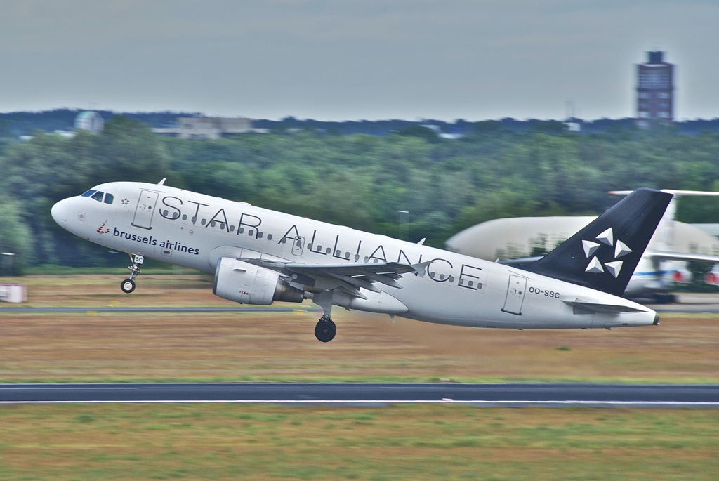 Photo of Brussels Airlines OO-SSC, Airbus A319
