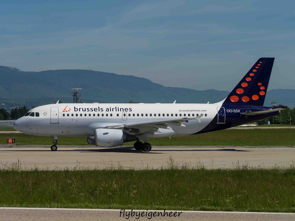 Photo of Brussels Airlines OO-SSK, Airbus A319