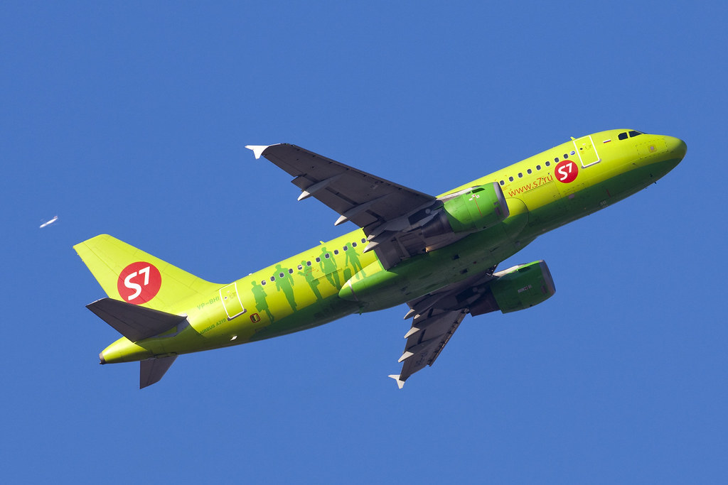 Photo of S7 Airlines VP-BHI, Airbus A319