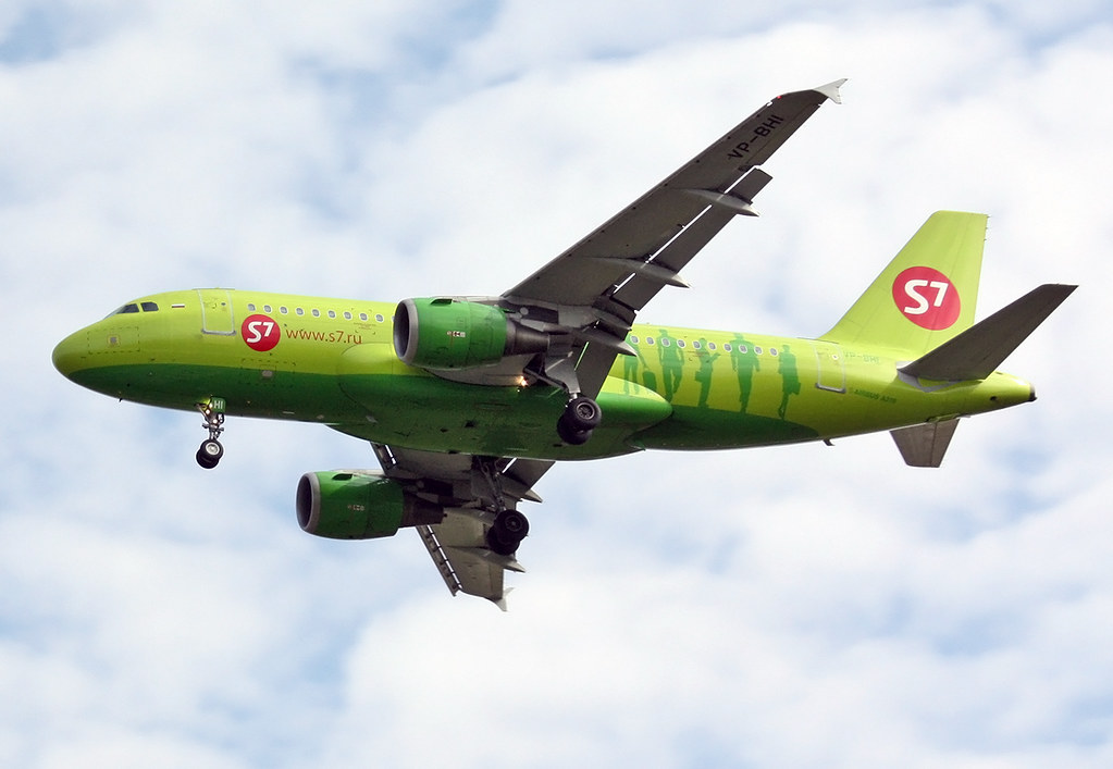 Photo of S7 Airlines VP-BHI, Airbus A319