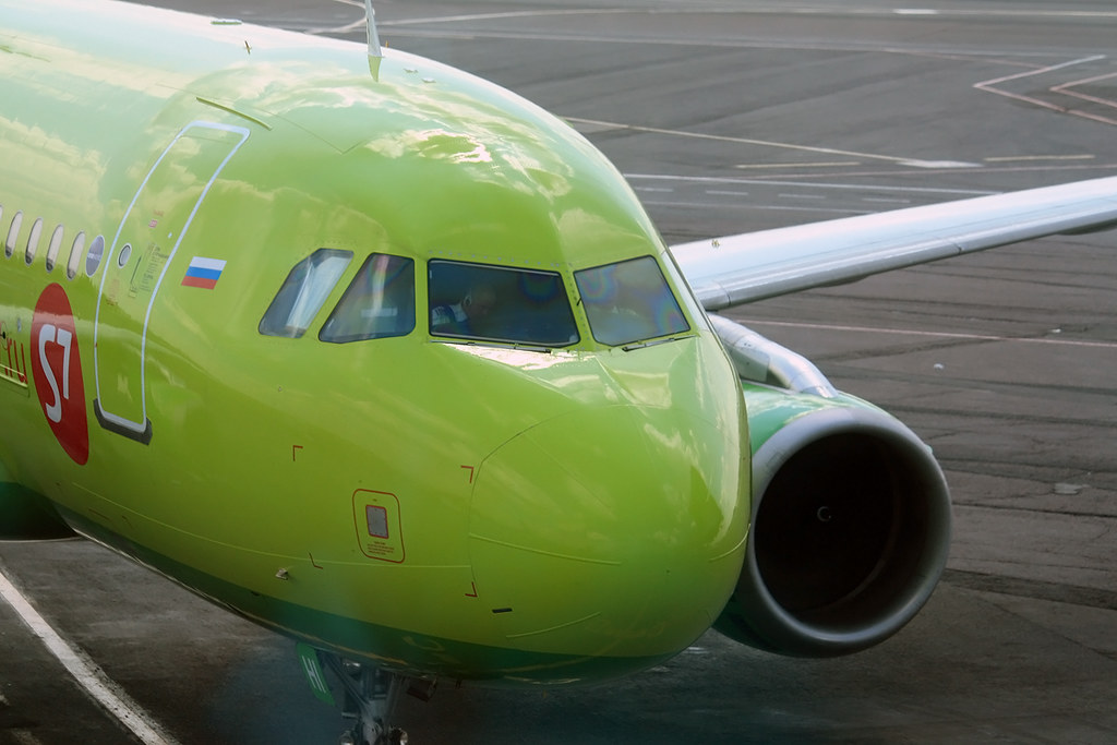 Photo of S7 Airlines VP-BHI, Airbus A319