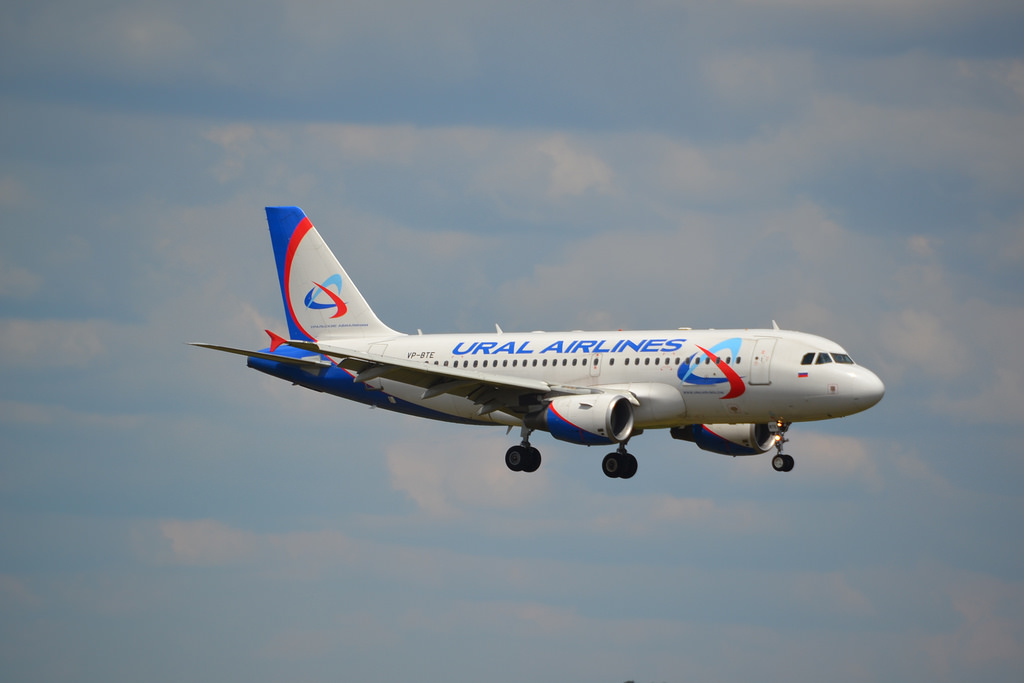 Photo of Ural Airlines VP-BTE, Airbus A319