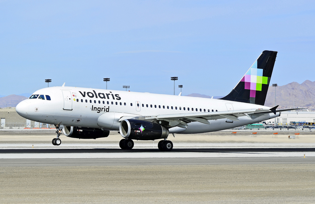 Photo of Volaris XA-VOI, Airbus A319