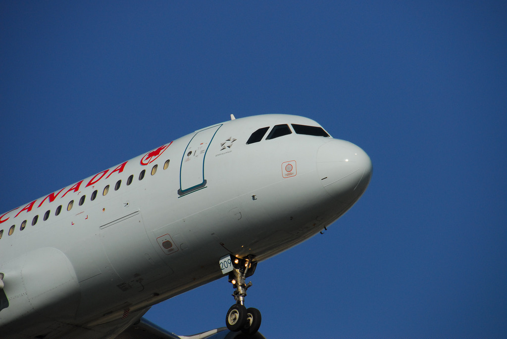 Photo of Air Canada C-FFWI, Airbus A320