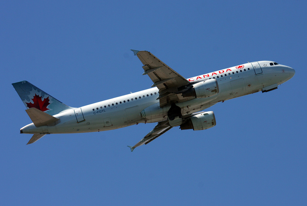Photo of Air Canada C-FGYL, Airbus A320
