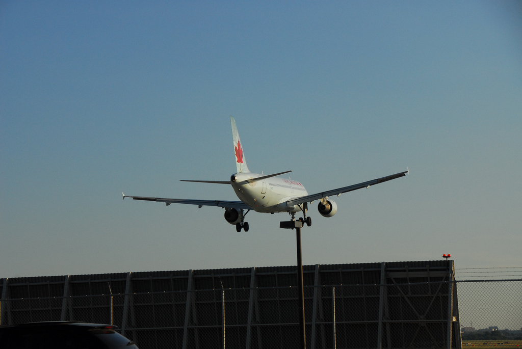 Photo of Air Canada C-FKPT, Airbus A320