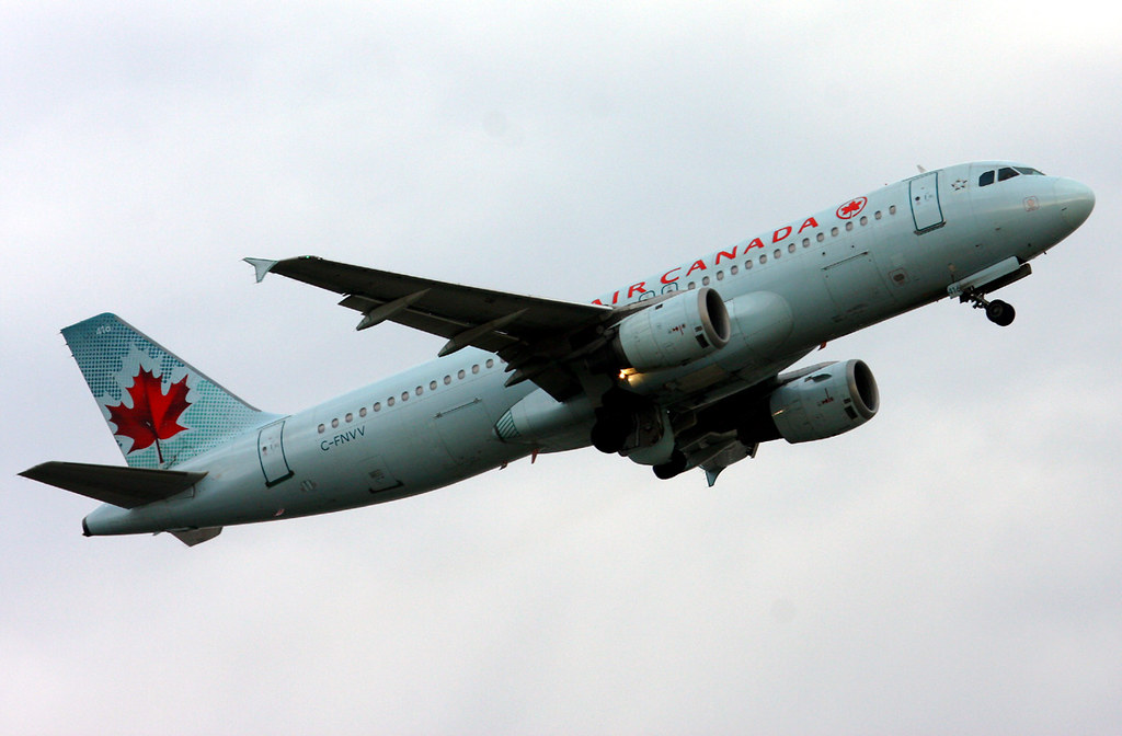Photo of Air Canada C-FNVV, Airbus A320