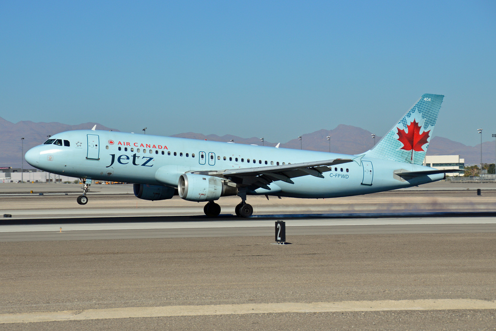Photo of Air Canada C-FPWD, Airbus A320