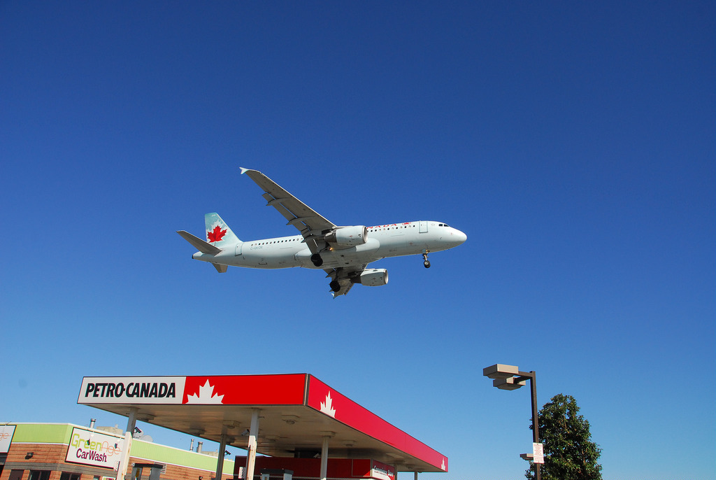 Photo of Air Canada C-GKOE, Airbus A320