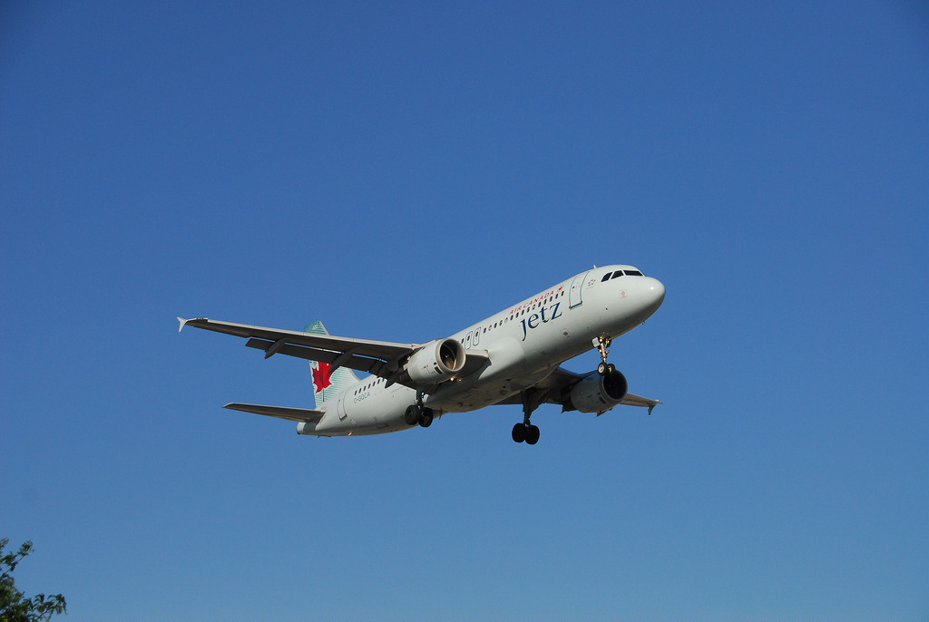 Photo of Air Canada C-GQCA, Airbus A320