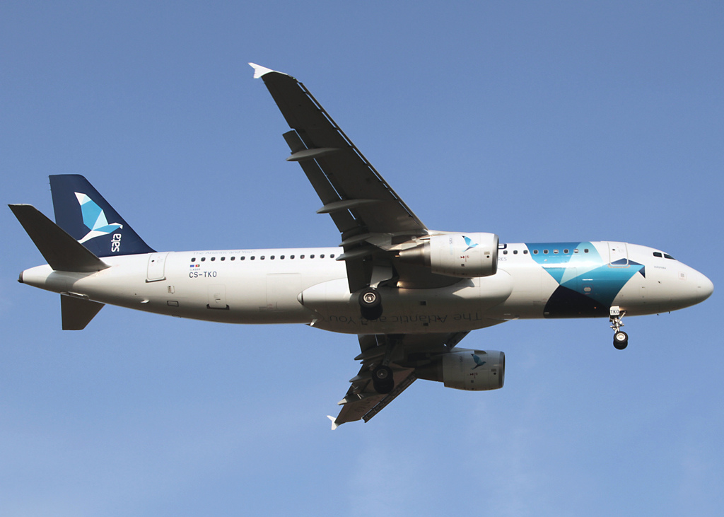 Photo of SATA Azores Airlines CS-TKO, Airbus A320