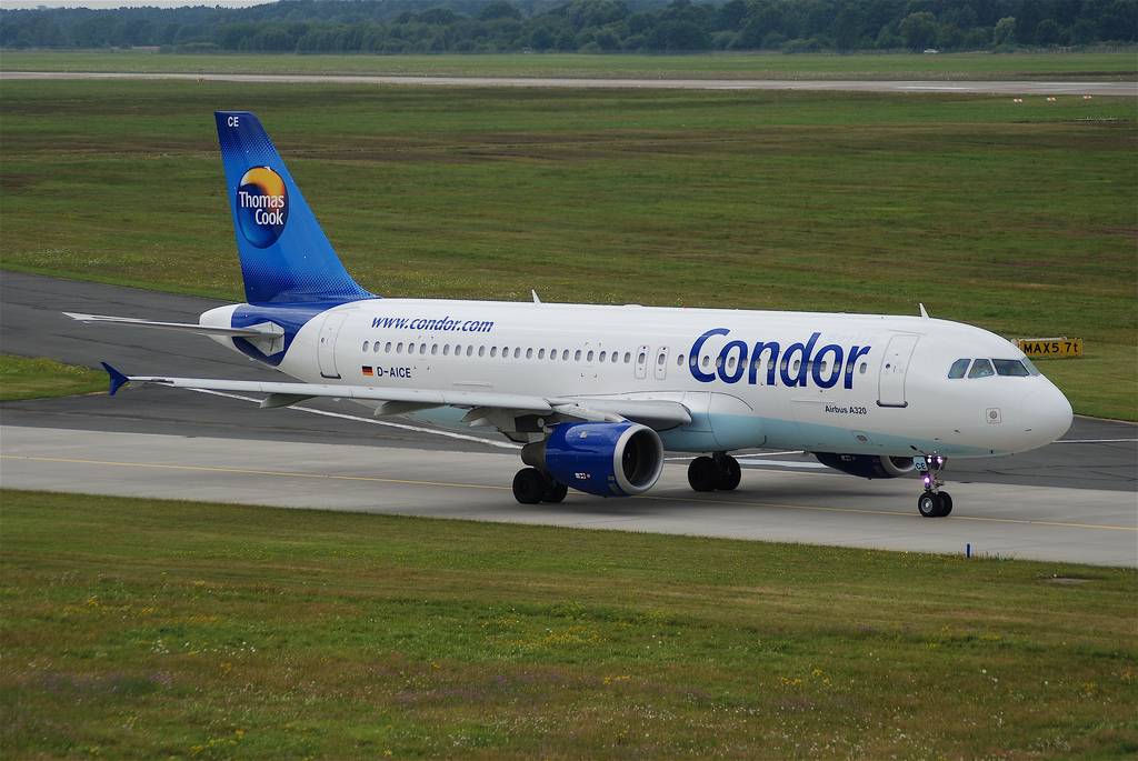 Photo of Condor D-AICE, Airbus A320