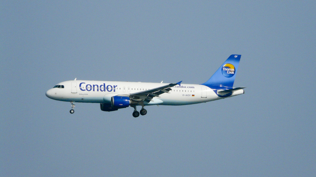 Photo of Condor D-AICF, Airbus A320