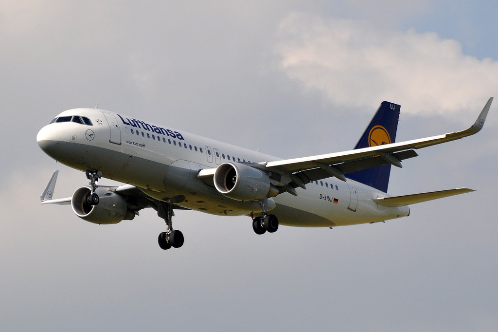 AK LUFTHANSA Airbus A320-200 Bremerhaven Airline Issue 90er Jahre nicht gelaufen 