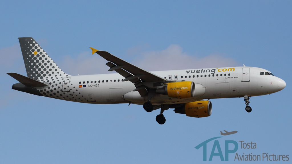 Photo of Vueling EC-HGZ, Airbus A320