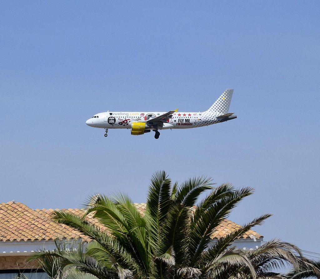 Photo of Vueling EC-KDG, Airbus A320