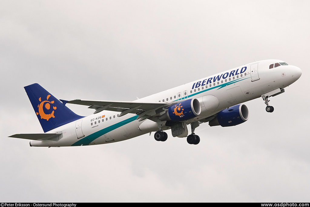Photo of Orbest Orizonia Airlines EC-KZG, Airbus A320