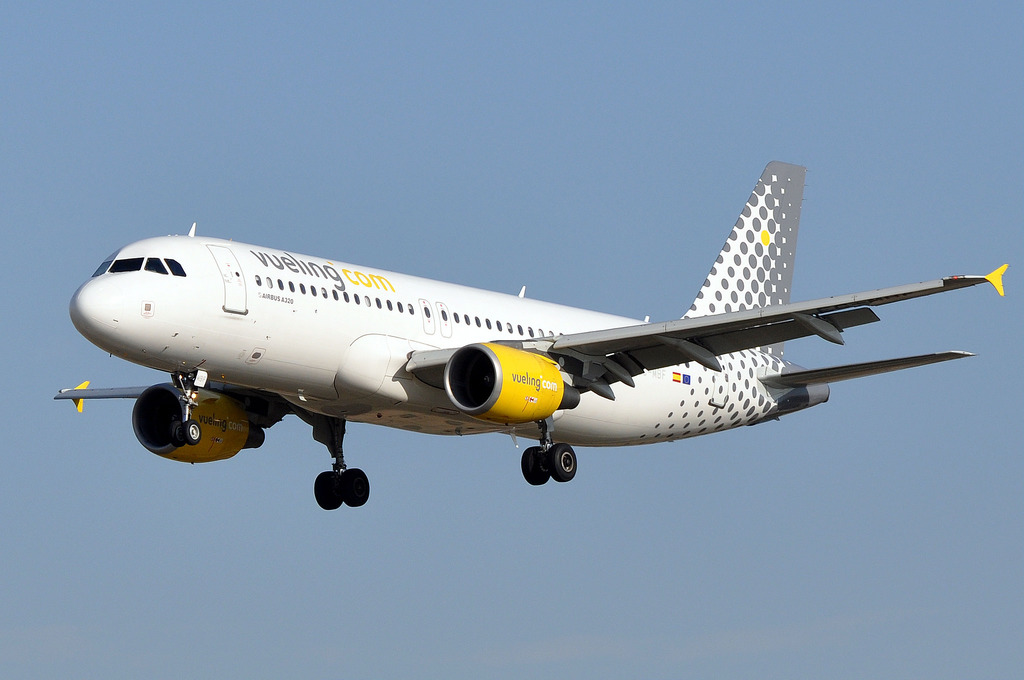 Photo of Vueling EC-MBF, Airbus A320