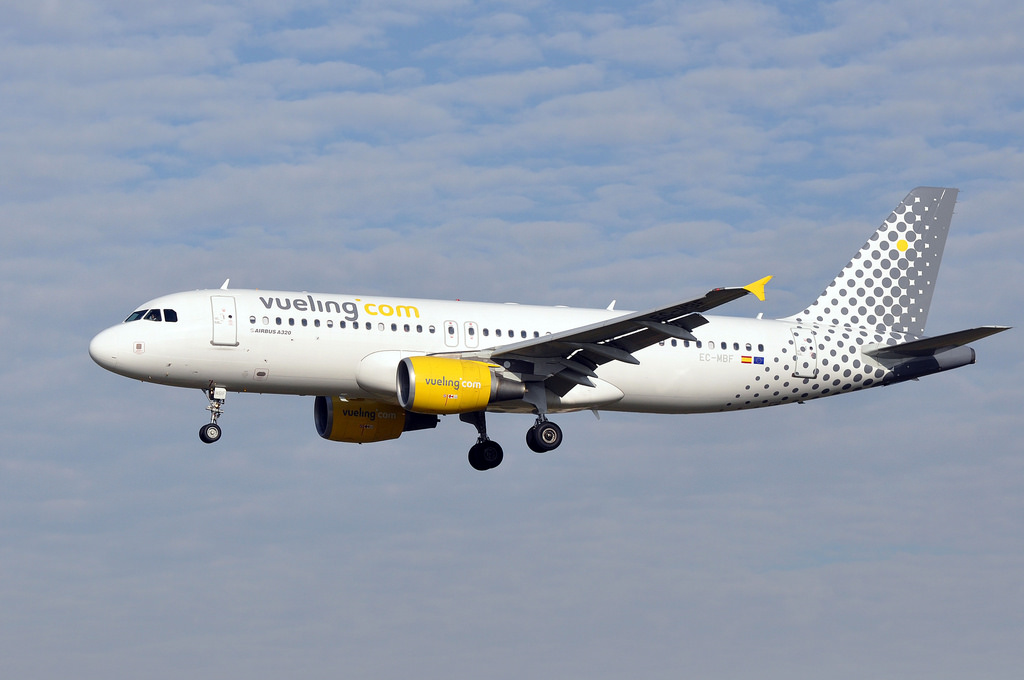 Photo of Vueling EC-MBF, Airbus A320