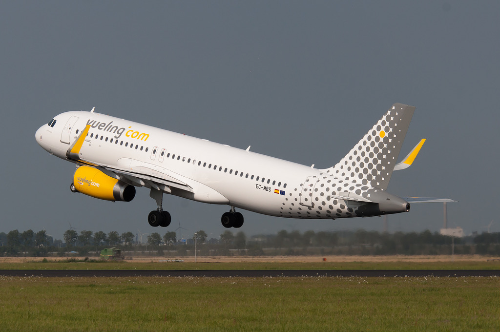 Photo of Vueling EC-MBS, Airbus A320