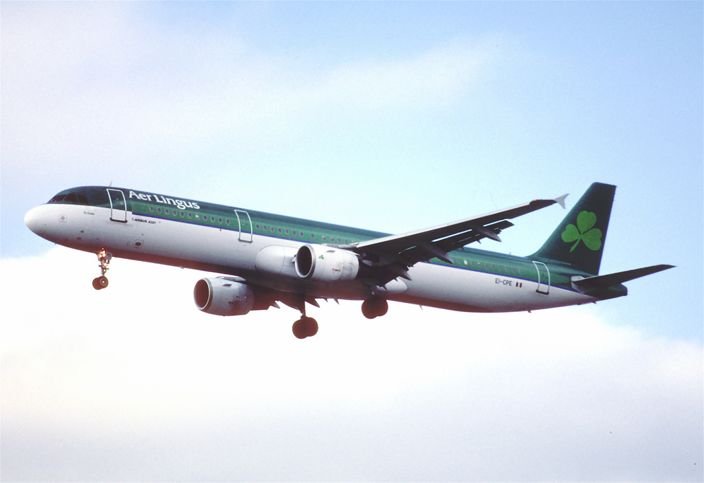Photo of Aer Lingus EI-CPE, Airbus A321