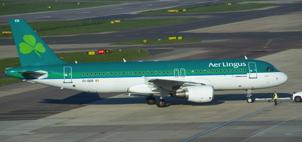 Photo of Aer Lingus EI-DEB, Airbus A320