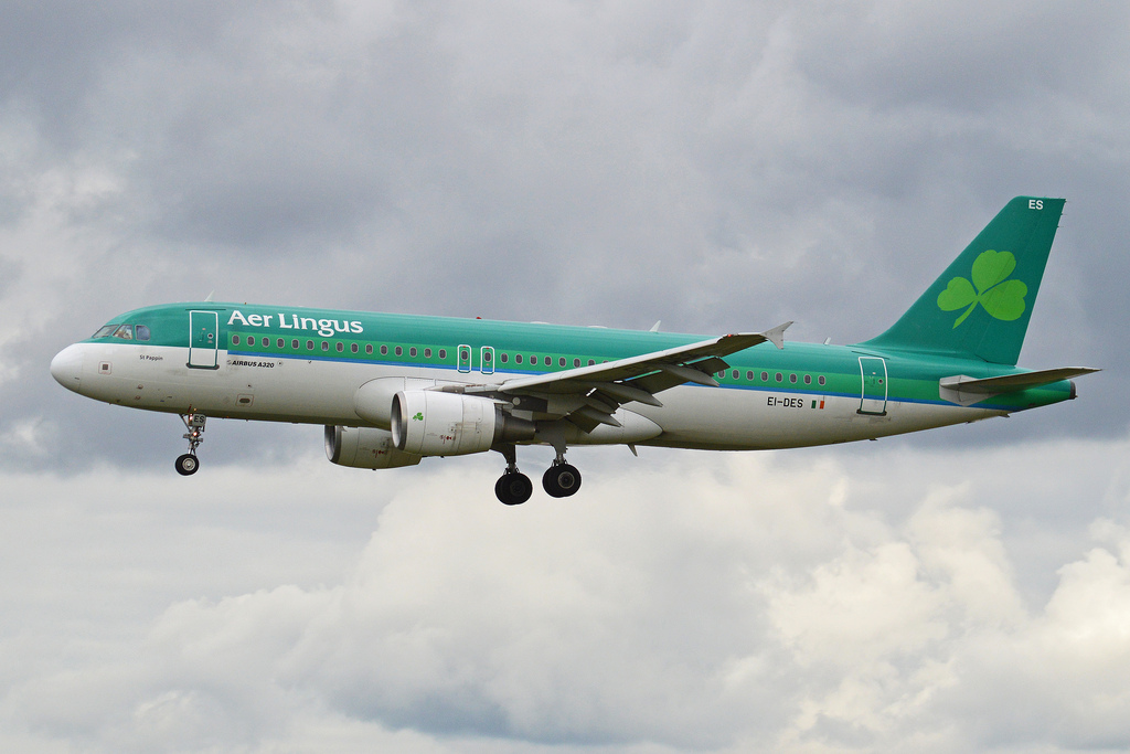 Photo of Aer Lingus EI-DES, Airbus A320