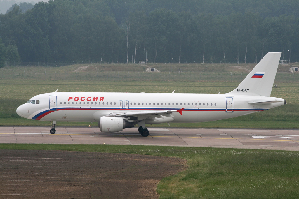 Photo of Rossiya EI-DXY, Airbus A320