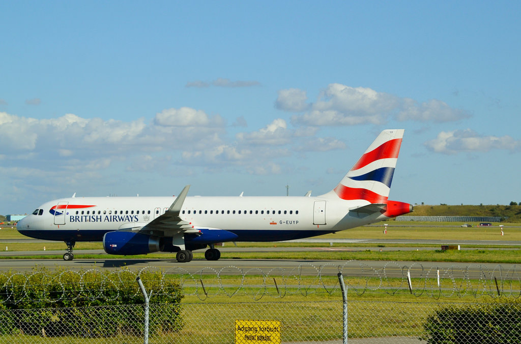 Photo of British Airways G-EUYP, Airbus A320