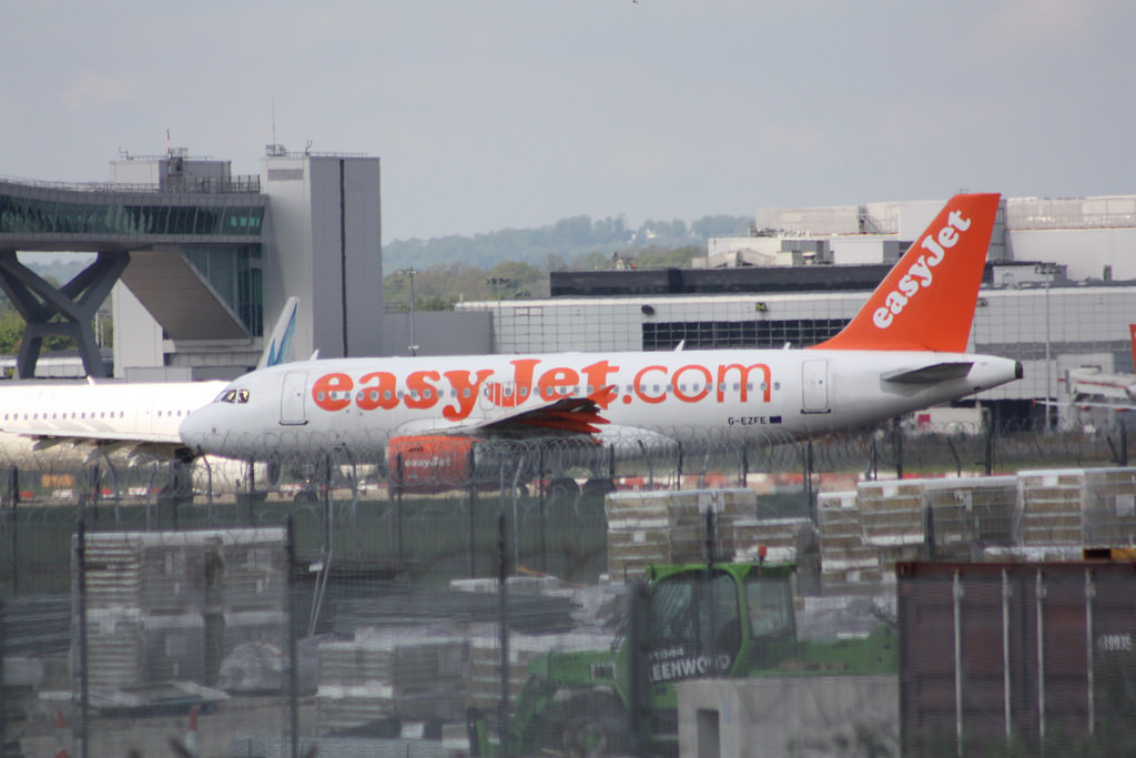 Photo of Easyjet G-EZFE, Airbus A319