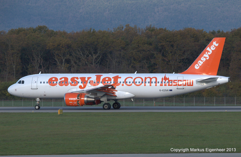 Photo of Easyjet G-EZUG, Airbus A320