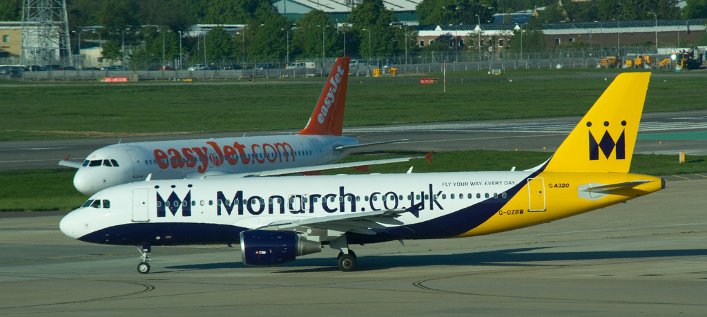Photo of Monarch Airlines G-OZBW, Airbus A320