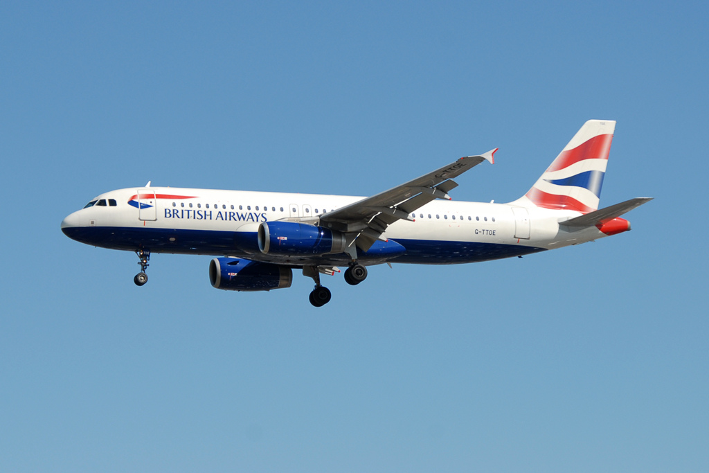 Photo of British Airways G-TTOE, Airbus A320
