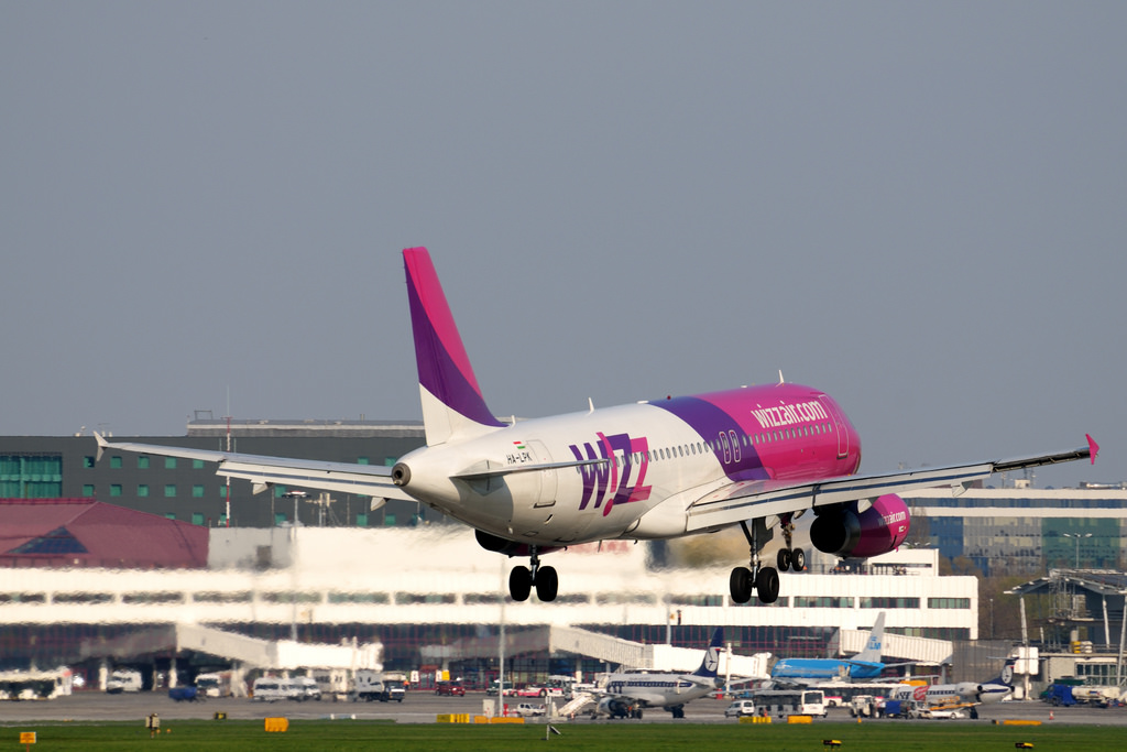 Photo of Wizz Air HA-LPK, Airbus A320
