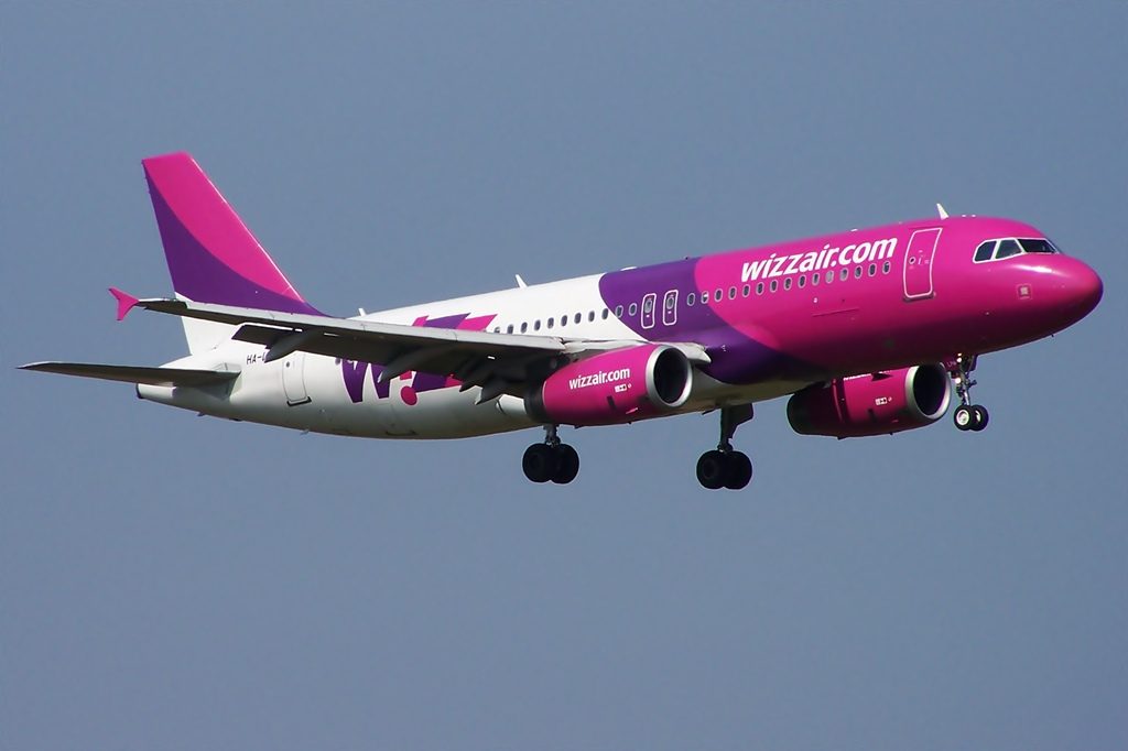 Photo of Wizz Air HA-LPM, Airbus A320