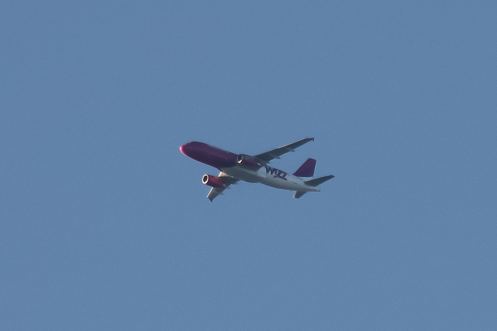 Photo of Wizz Air HA-LWB, Airbus A320