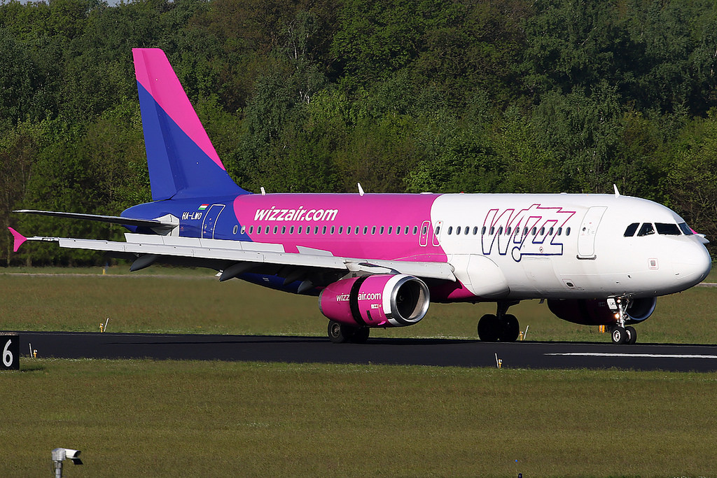 Photo of Wizz Air HA-LWO, Airbus A320