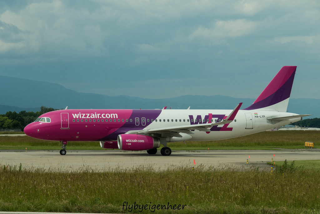 Photo of Wizz Air HA-LYP, Airbus A320