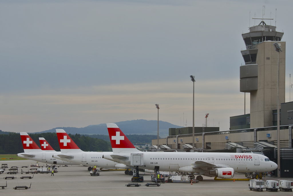Photo of Swiss International Airlines HB-IJB, Airbus A320