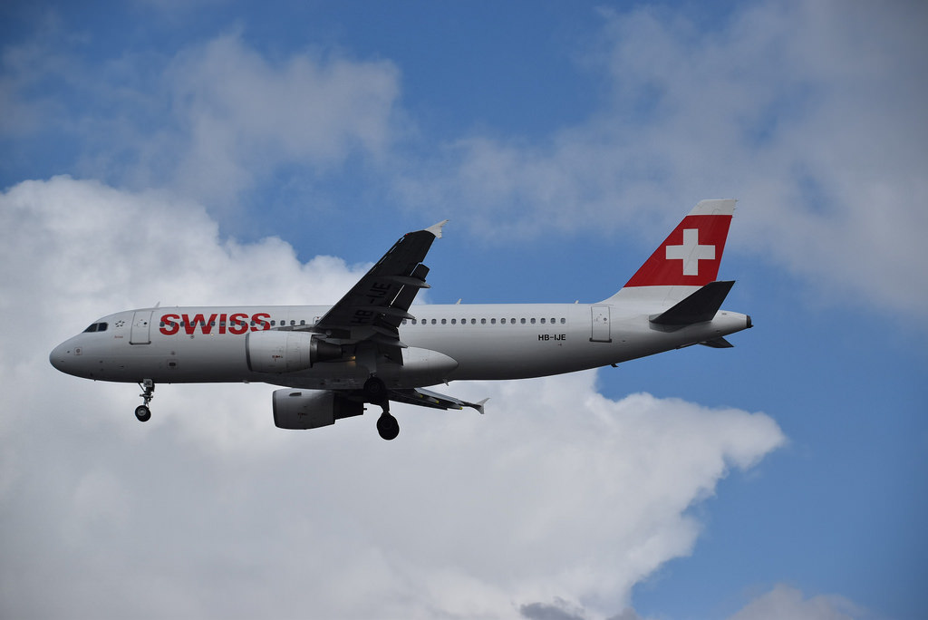 Photo of Swiss HB-IJE, Airbus A320