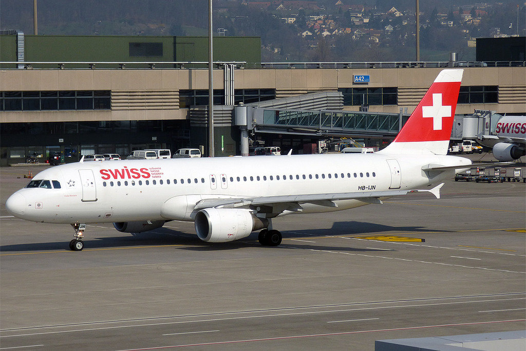 Photo of Swiss HB-IJN, Airbus A320