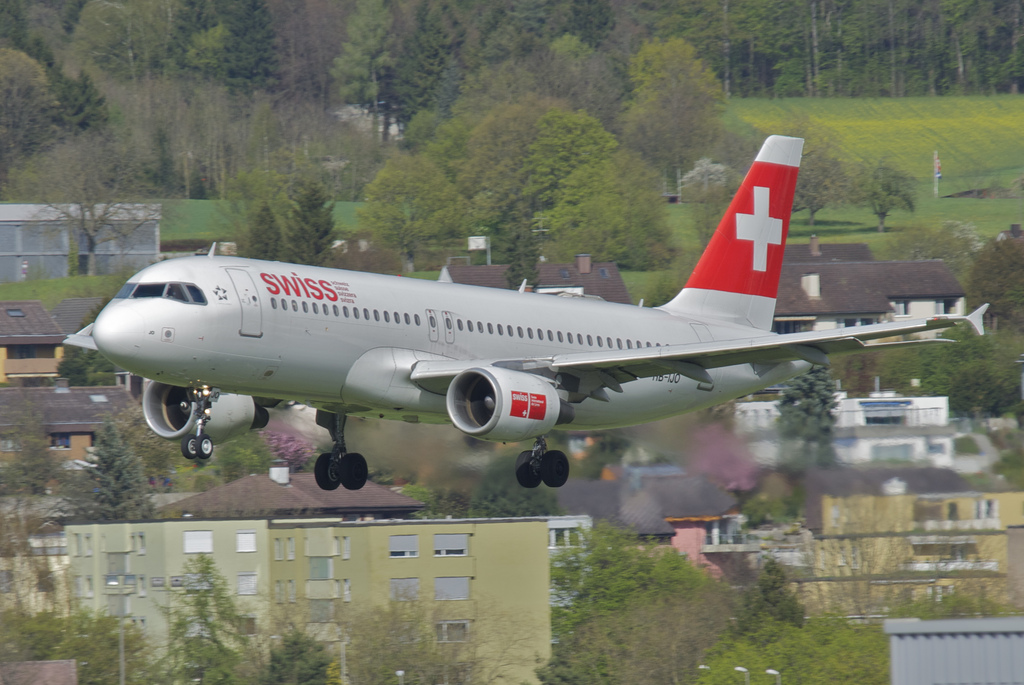 Photo of Swiss HB-IJO, Airbus A320