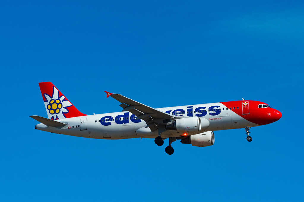 Photo of Edelweiss Air HB-JJK, Airbus A320
